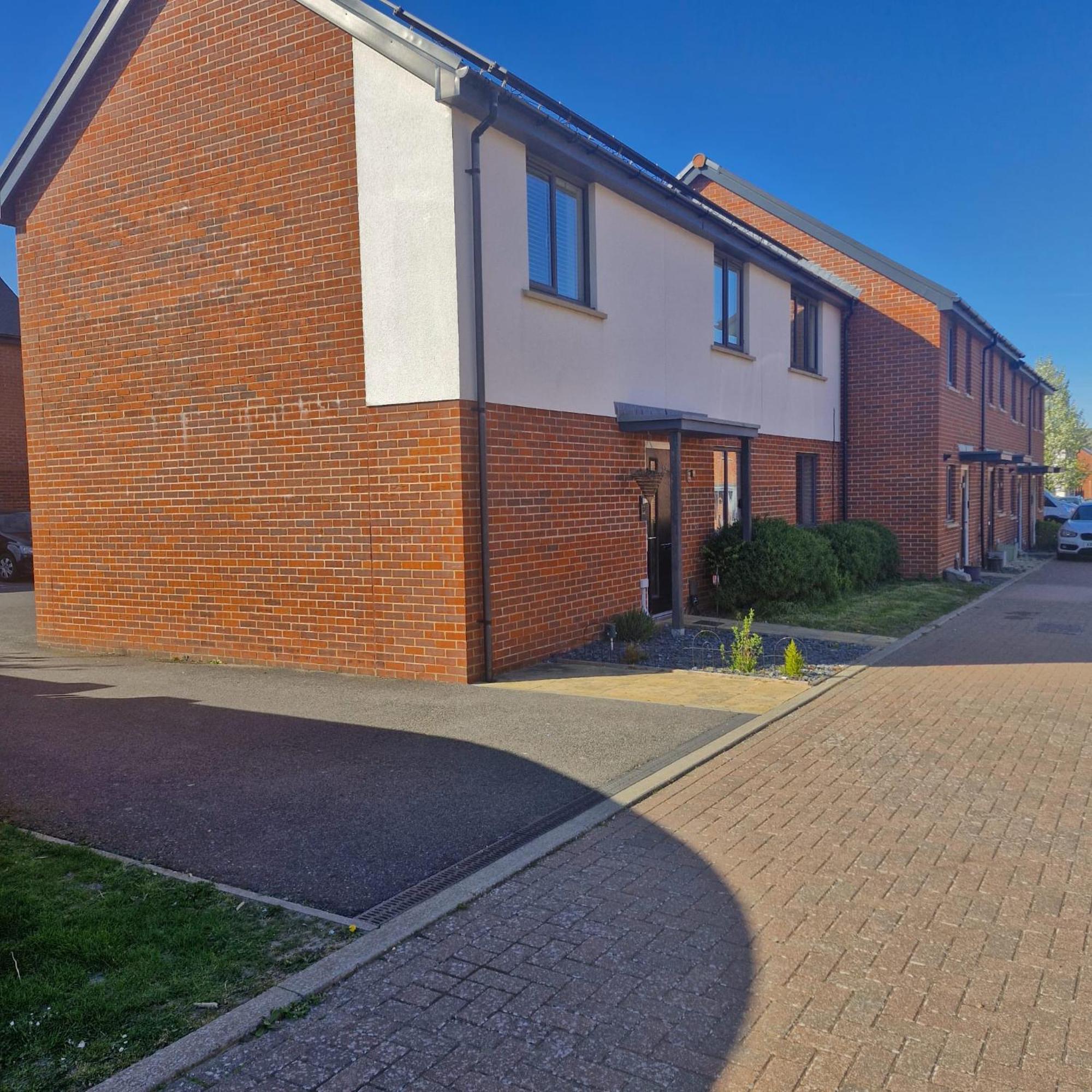 Modern Double Room With En-Suite, Parking & Fast Wifi - Close To Beach Sandgate Buitenkant foto